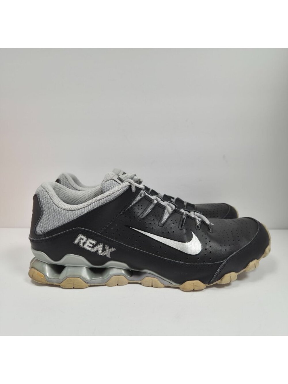 Nike Reax 8 TR 2013 Men's Black Metallic Silver Sneakers 616272-001 US Size 12